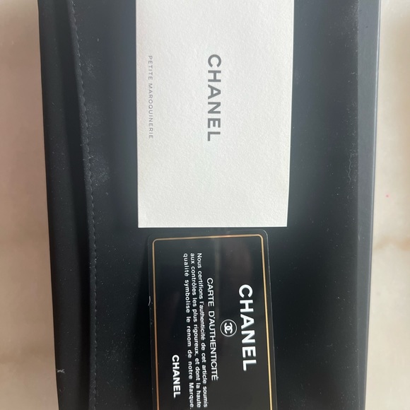Authentic Chanel Wallet - Picture 6 of 8